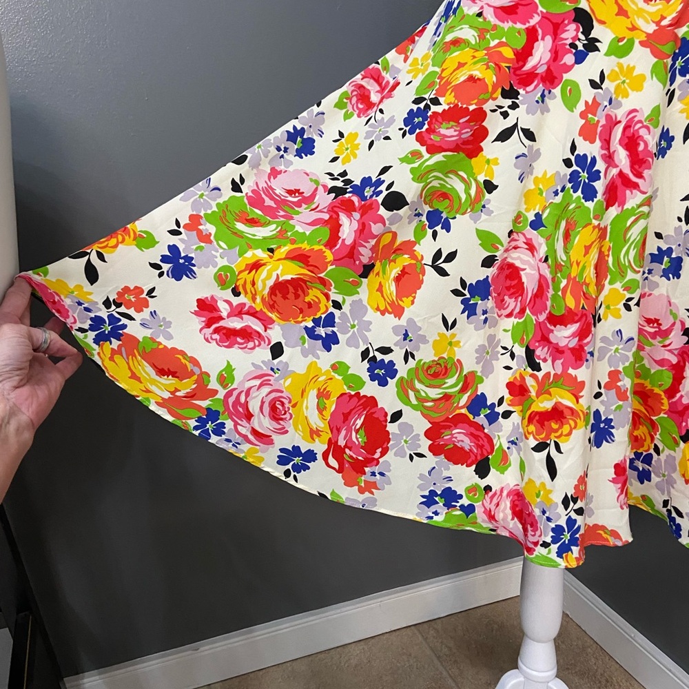 Betsey Johnson Cream Floral Dress with Pink Yellow & Blue Accents fit & flare 14 - Picture 4 of 16